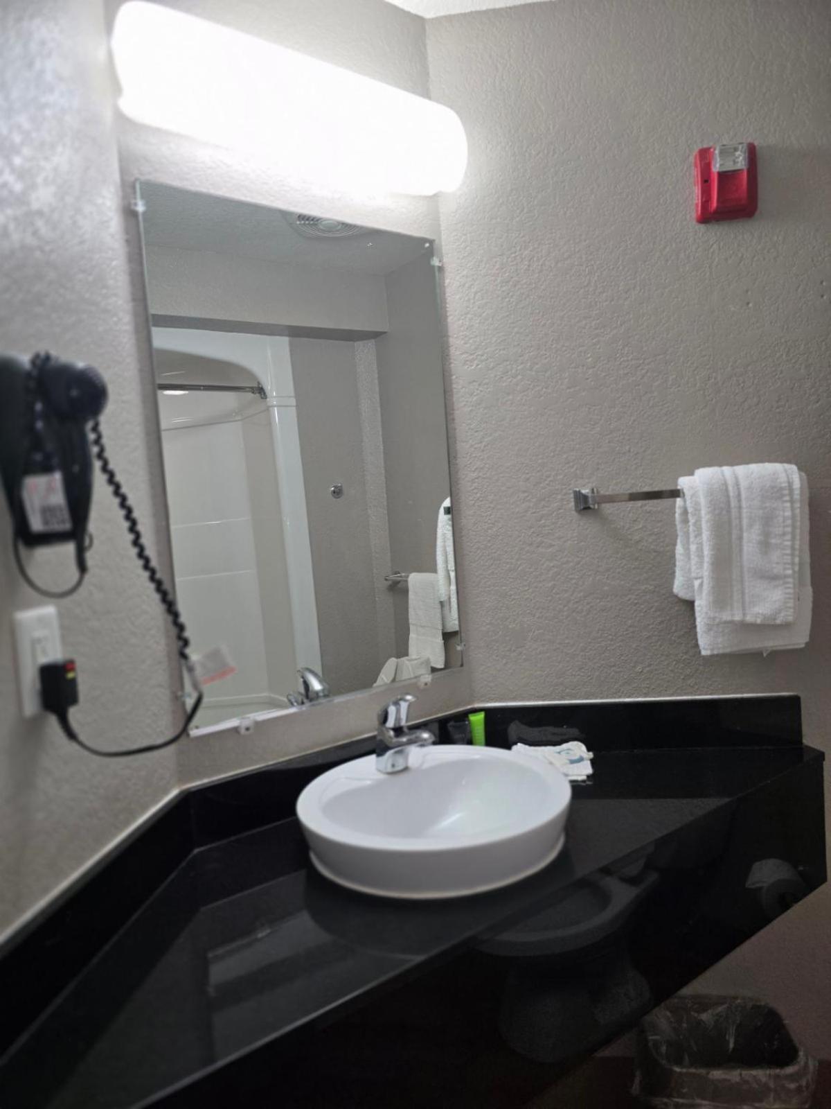 Motel 6-Biloxi, Ms - Beach מראה חיצוני תמונה