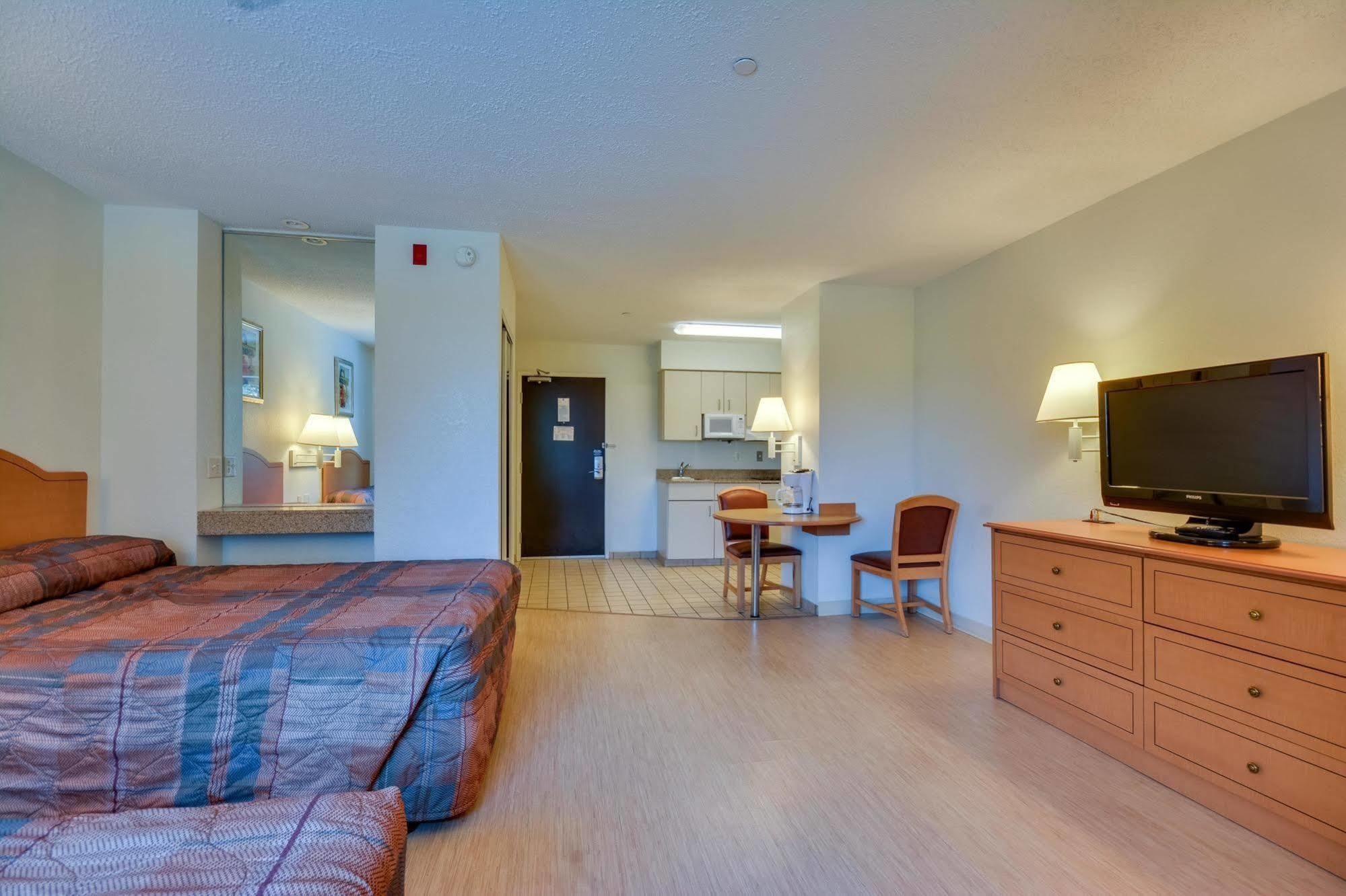 Motel 6-Biloxi, Ms - Beach מראה חיצוני תמונה